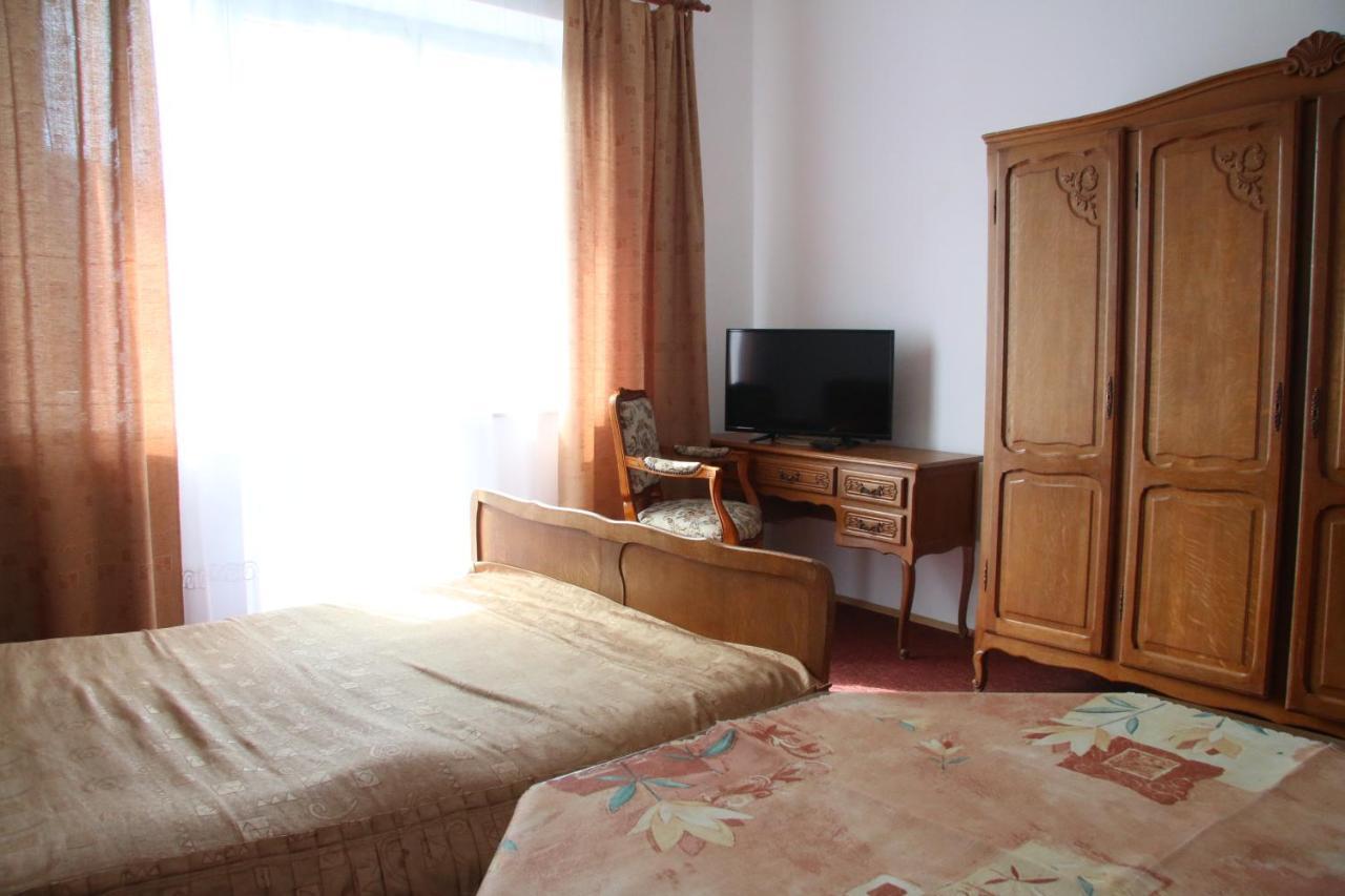 Domy Wczasowe Tryumfy Bed & Breakfast Krynica Zdroj Luaran gambar