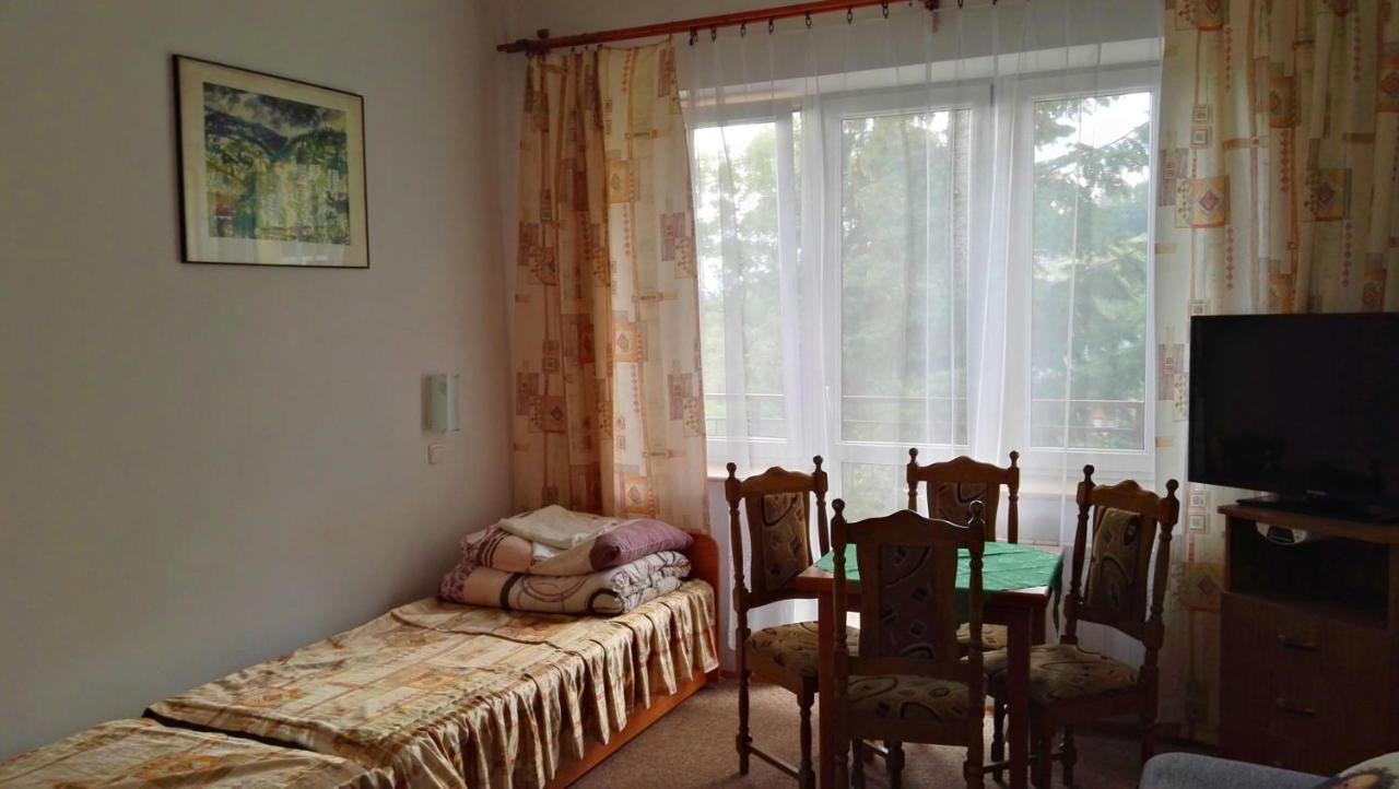 Domy Wczasowe Tryumfy Bed & Breakfast Krynica Zdroj Luaran gambar