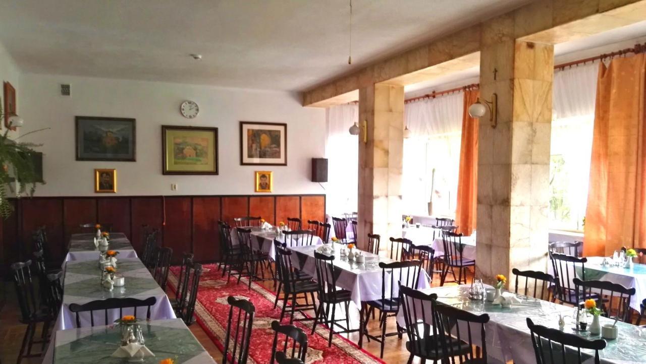 Domy Wczasowe Tryumfy Bed & Breakfast Krynica Zdroj Luaran gambar