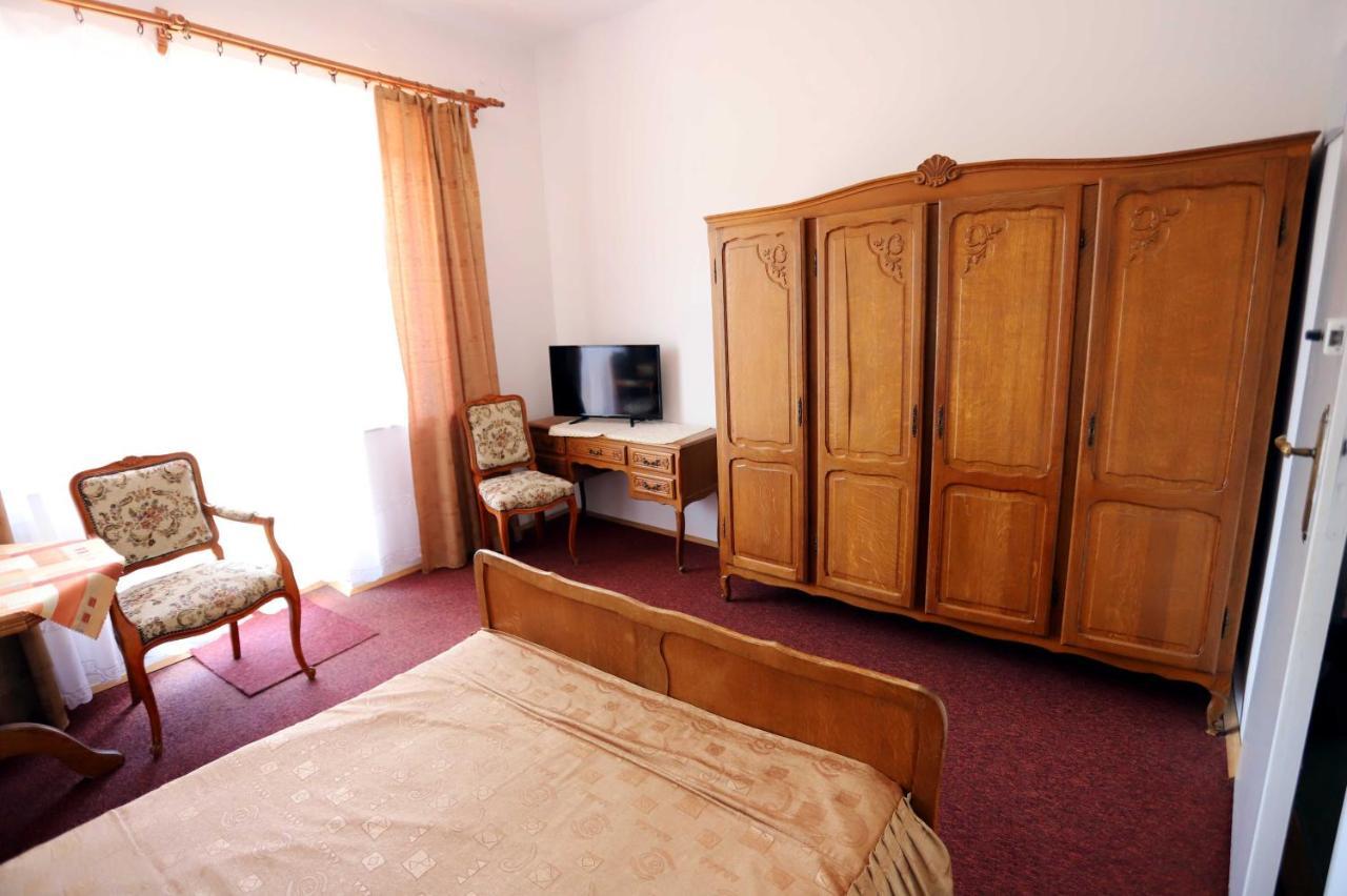 Domy Wczasowe Tryumfy Bed & Breakfast Krynica Zdroj Luaran gambar