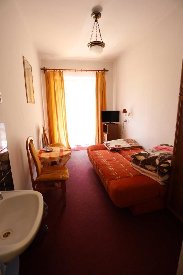 Domy Wczasowe Tryumfy Bed & Breakfast Krynica Zdroj Luaran gambar