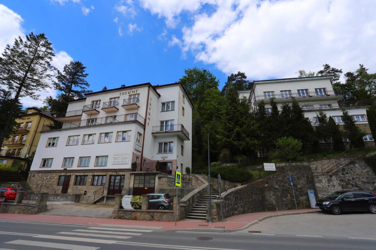 Domy Wczasowe Tryumfy Bed & Breakfast Krynica Zdroj Luaran gambar