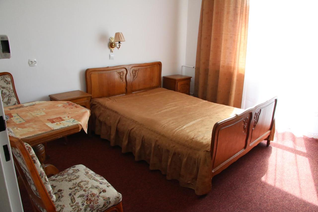 Domy Wczasowe Tryumfy Bed & Breakfast Krynica Zdroj Luaran gambar