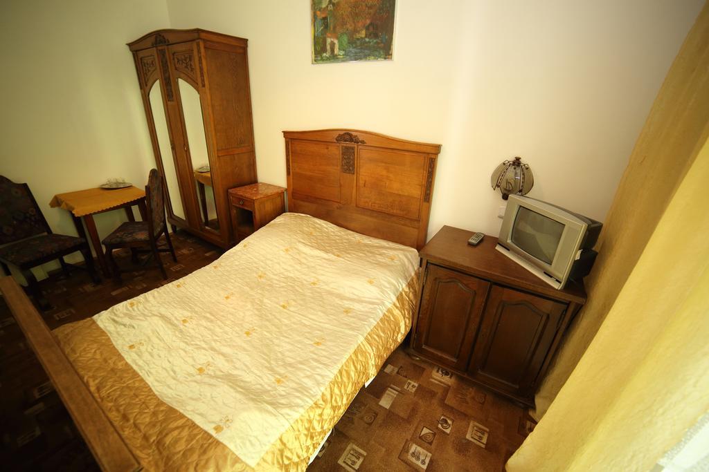 Domy Wczasowe Tryumfy Bed & Breakfast Krynica Zdroj Bilik gambar