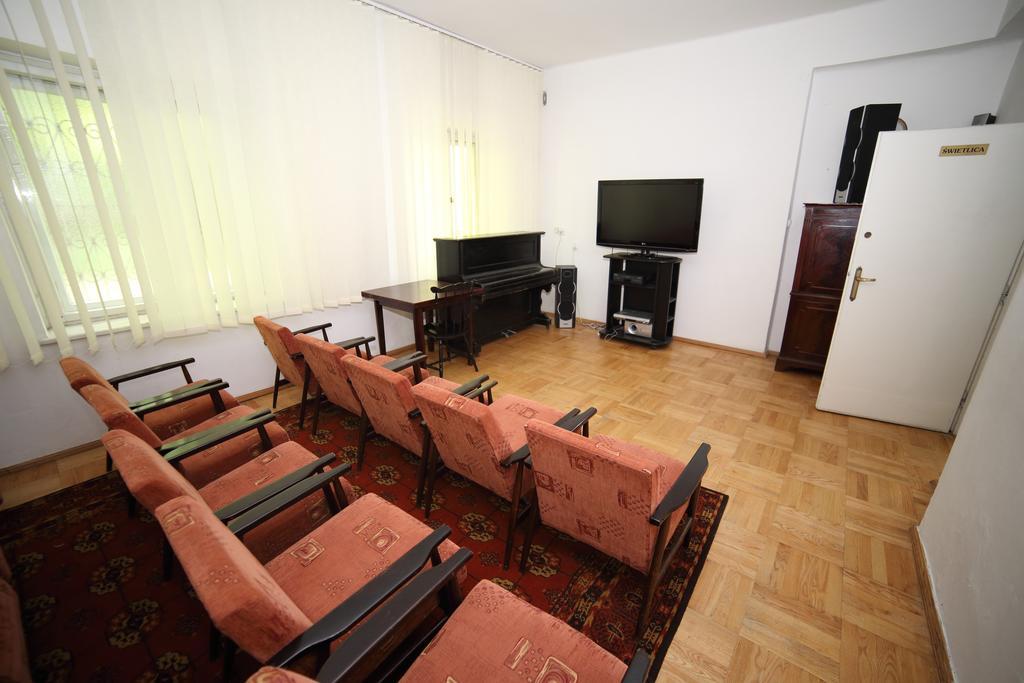 Domy Wczasowe Tryumfy Bed & Breakfast Krynica Zdroj Luaran gambar