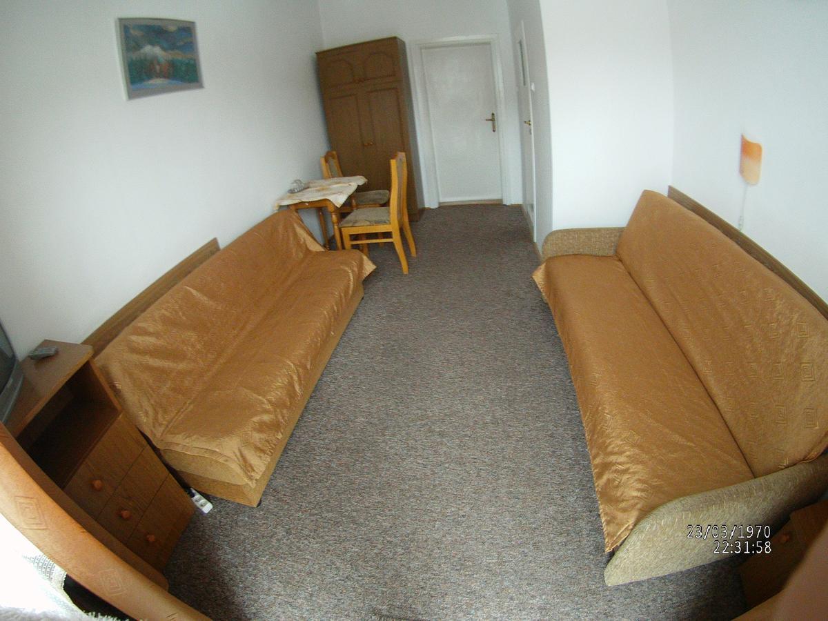 Domy Wczasowe Tryumfy Bed & Breakfast Krynica Zdroj Luaran gambar