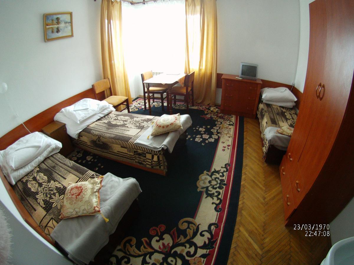 Domy Wczasowe Tryumfy Bed & Breakfast Krynica Zdroj Luaran gambar